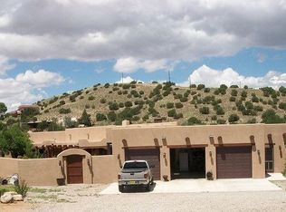 47 Juniper Rd, Placitas, NM 87043