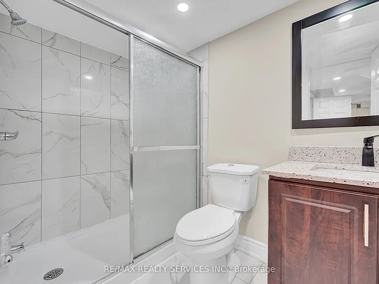 29 Hector Ct — Photo 7
