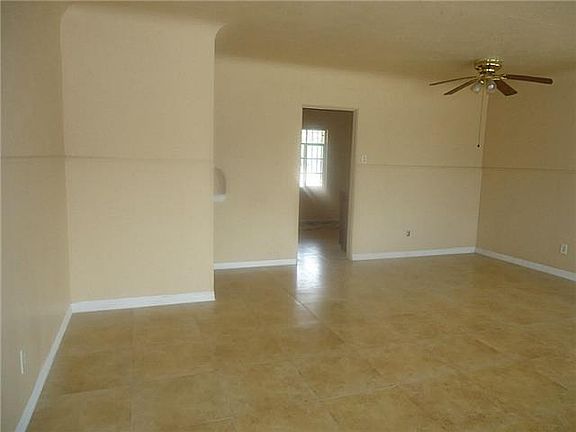 5th image of 7651 Adobe Dr