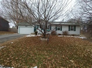 404 Devonshire Dr, Nya, MN 55397