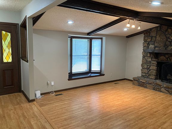 4th image of 4601 Randolph Rd
