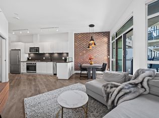 105 W 2nd St #305, North Vancouver, BC