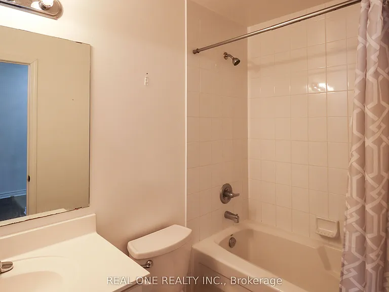 388 Prince Of Wales Dr #412 — Photo 16