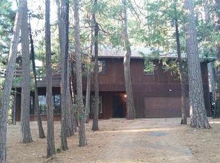 24054 Lama Hisum Rd, Mi Wuk Village, CA 95346