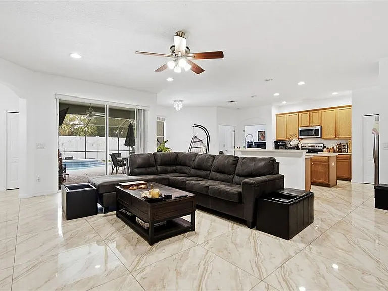 508 Debra Dr — Photo 6