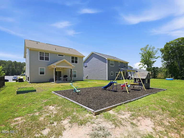 318 Dunston Rd — Photo 44