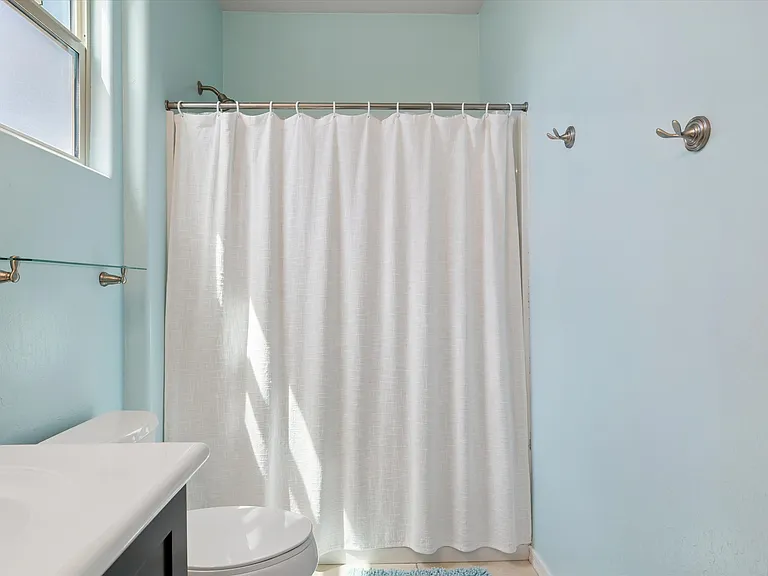 3826 E Cat Balue Dr — Photo 7