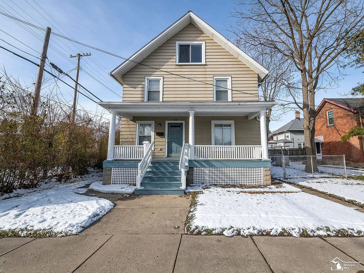 312 Navarre St photo 1