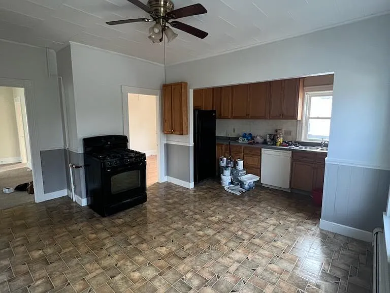 409 Cohannet St #2 — Photo 5