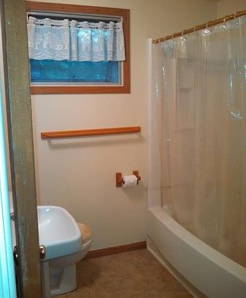 5th image of 12207 Meadowbrook Dr
