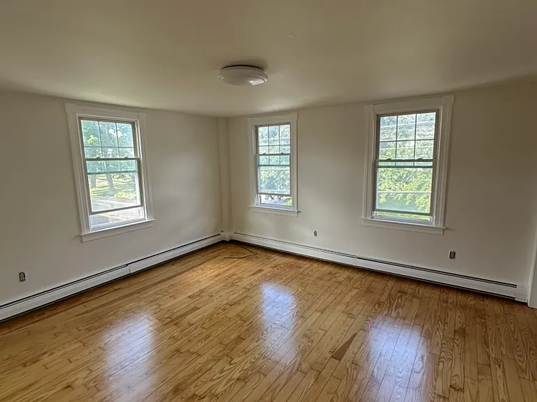 41 Union St #2 — Photo 2