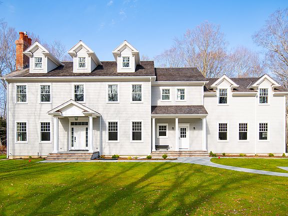 2nd image of 22 N Haven Way