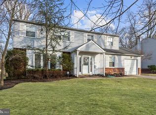 107 Round Hill Rd, Voorhees, NJ 08043