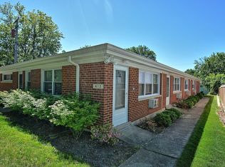 413 Wilson St APT B, Downers Grove, IL 60515