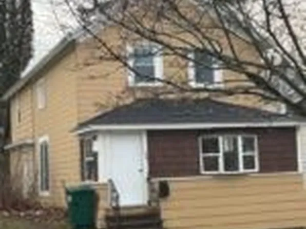 198 E Bridge St, Oswego, NY 13126