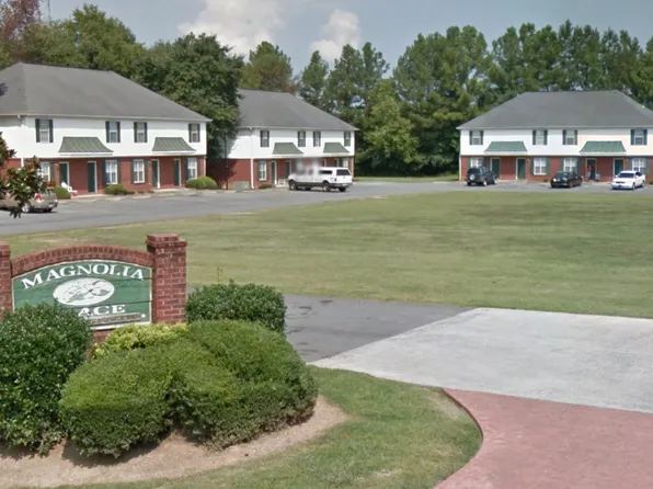 9 Magnolia Pl, Adairsville, GA 30103