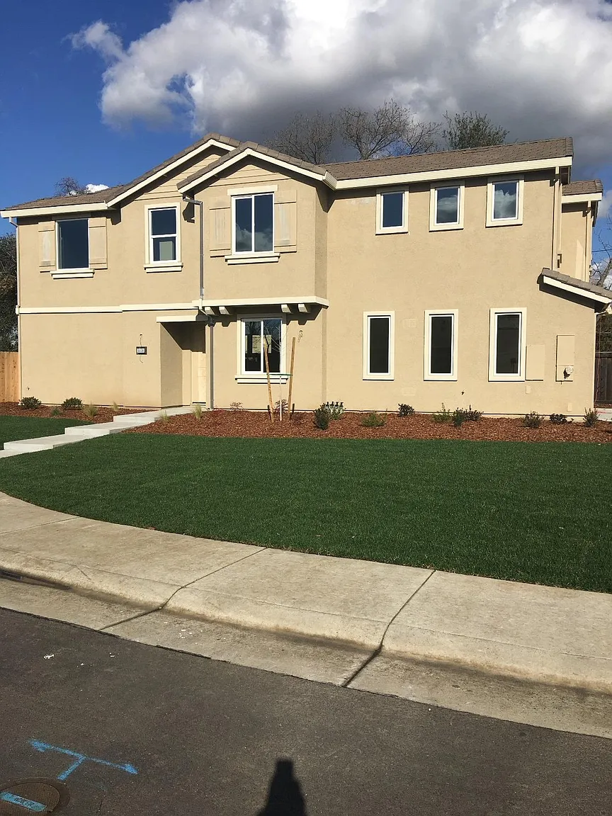 5576 Hawes Way photo 1