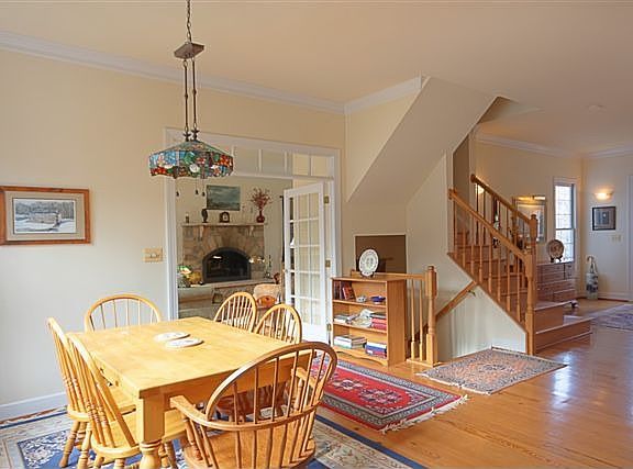 4th image of 268 Golden Woods Ct