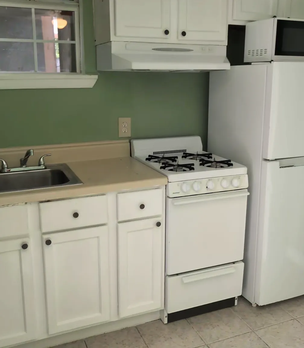 1 bed, $1,000 — Photo 3