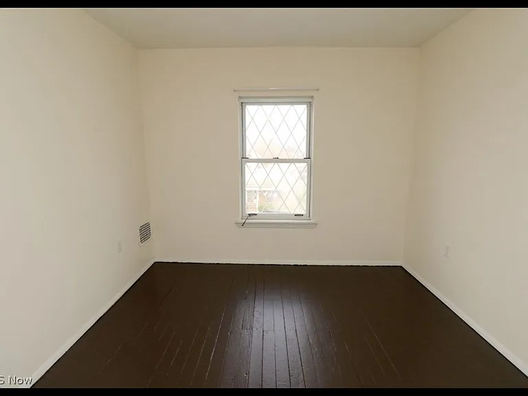 1342 Oregon Ave — Photo 20