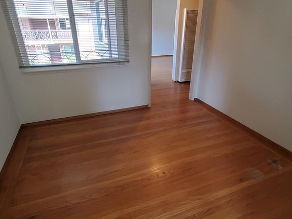 Dining room or bonus room