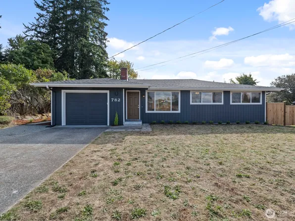 782 Lynnwood Avenue NE, Renton, WA 98056