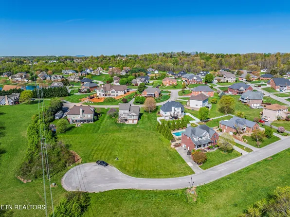 413 Liddington Ln, Morristown, TN 37814