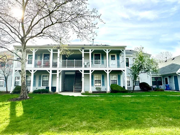 196 Wycoff Way W, East Brunswick, NJ 08816