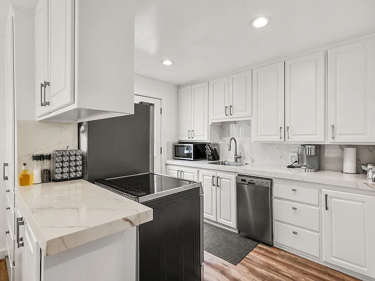1066 E Wood Ave — Photo 24