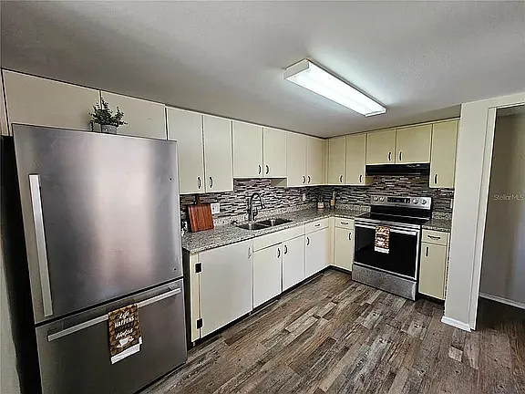 8142 Fairways Cir #S204 — Photo 14