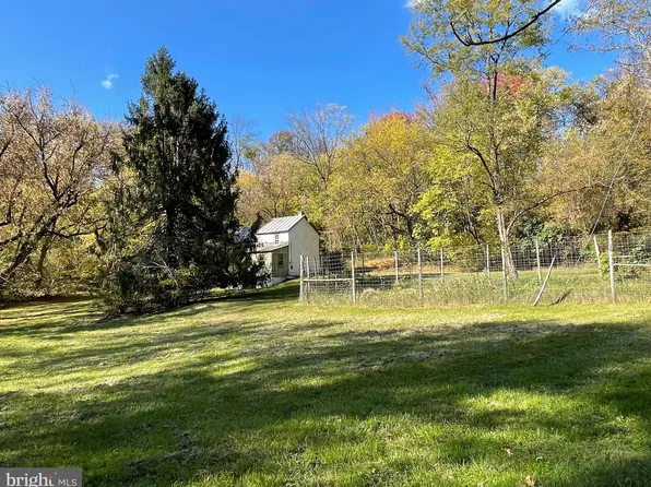 189 Piedmont Orchard Rd, Linden, VA 22642