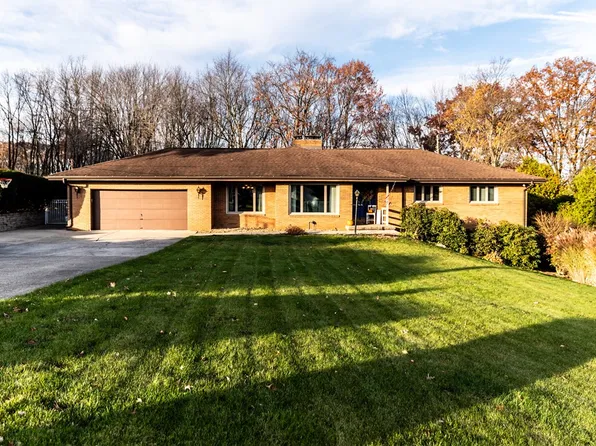 129 La Ray Dr, Butler, PA 16001