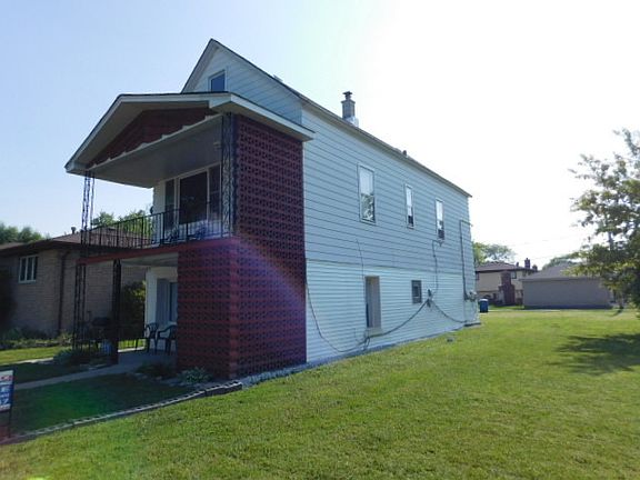 2nd image of 14526 McKinley Ave