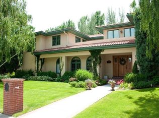 4 Polo Field Ln, Denver, CO 80209