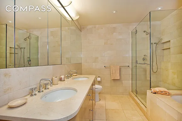 Rented by Compass | media 40
