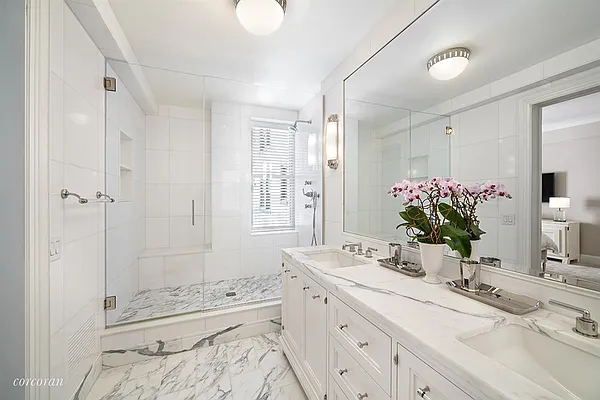 Sold by Corcoran | media 21