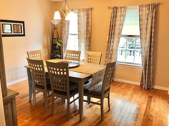3rd image of 6274 Indian Trails Ct