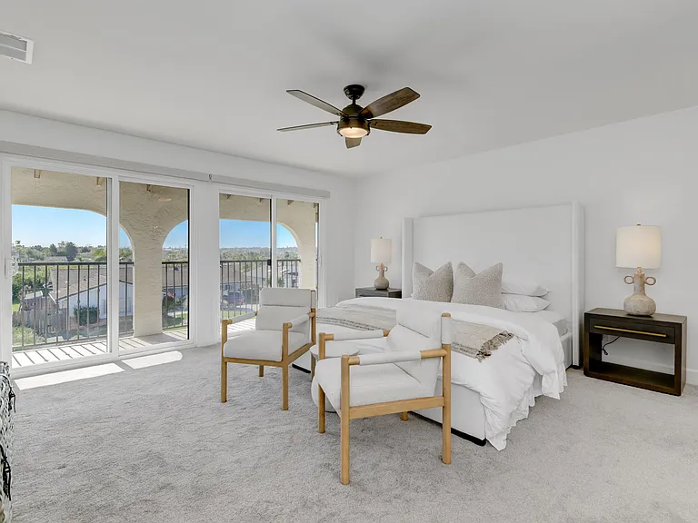 2904 Levante St — Photo 16