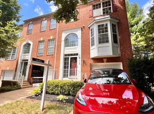 4100 Flower Box Ct, Fairfax, VA 22030