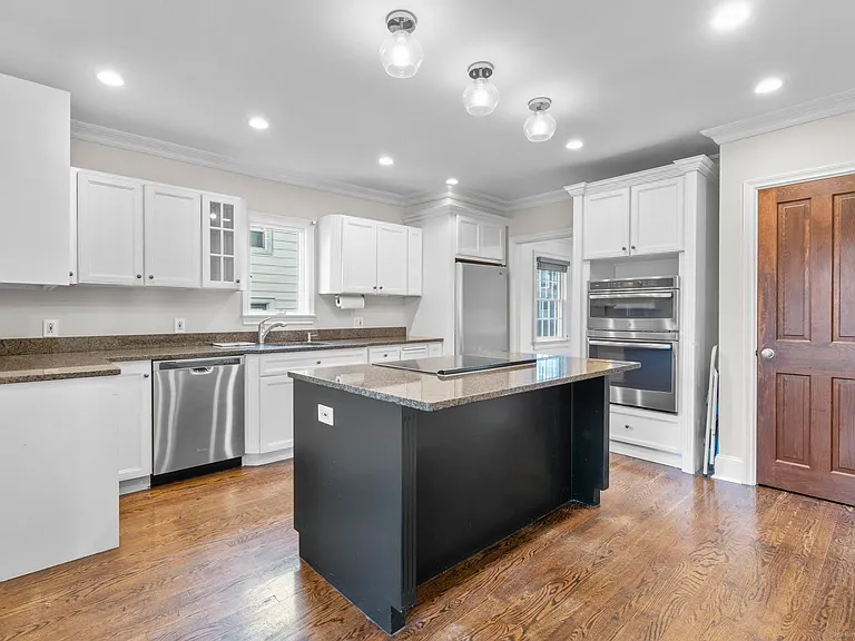 447 Reef Rd — Photo 10