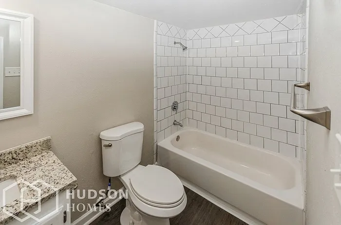 1014 Coffeyville Trl — Photo 9