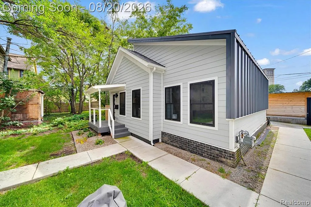 2 bed, 2.0 bath, 1150 sqft, $2,795 — Photo 2
