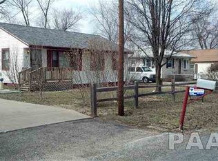 2011 S Elizabeth St, Peoria, IL