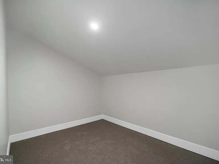 12404 Surrey Circle Dr — Photo 20
