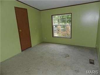 3rd image of 4351 Lakeview Dr