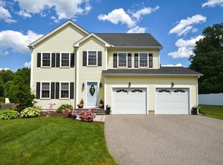 125 Dearborn St, East Longmeadow, MA 01028