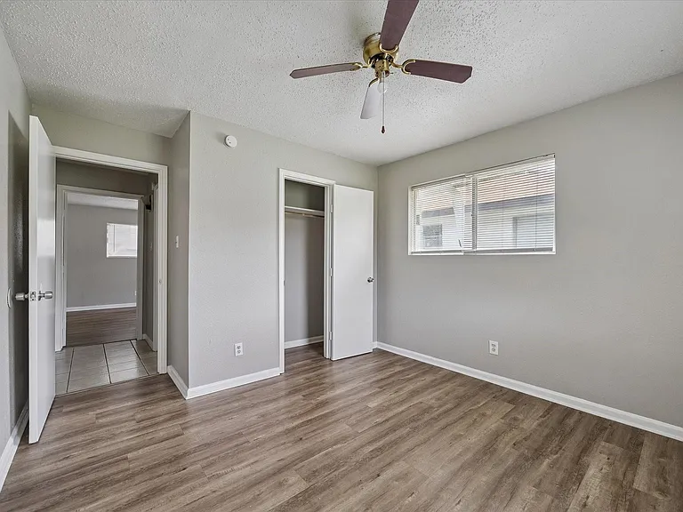 5107 Clover St — Photo 8
