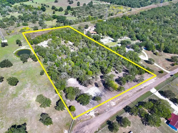 16010 Yerby Rd, Iola, TX 77861