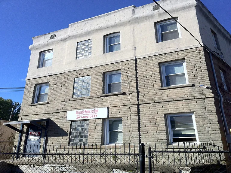 421 Bishop Ave #7 — Photo 1