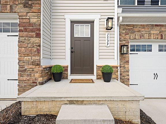 2nd image of 1539 Spruce Hill Dr